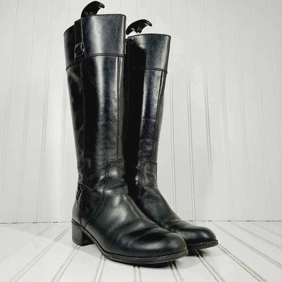 Bandolino Black Heeled Boots - Picture 4 of 12